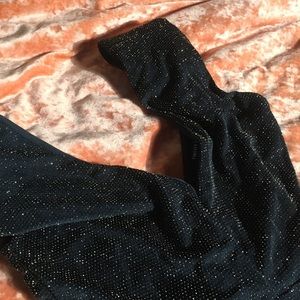 Black & Gold Soft Bodycon Dress with Zipper!